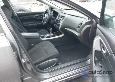 2015 Nissan Altima 2.5 S from USA, damaged, VIN 1N4AL3AP1FC429444